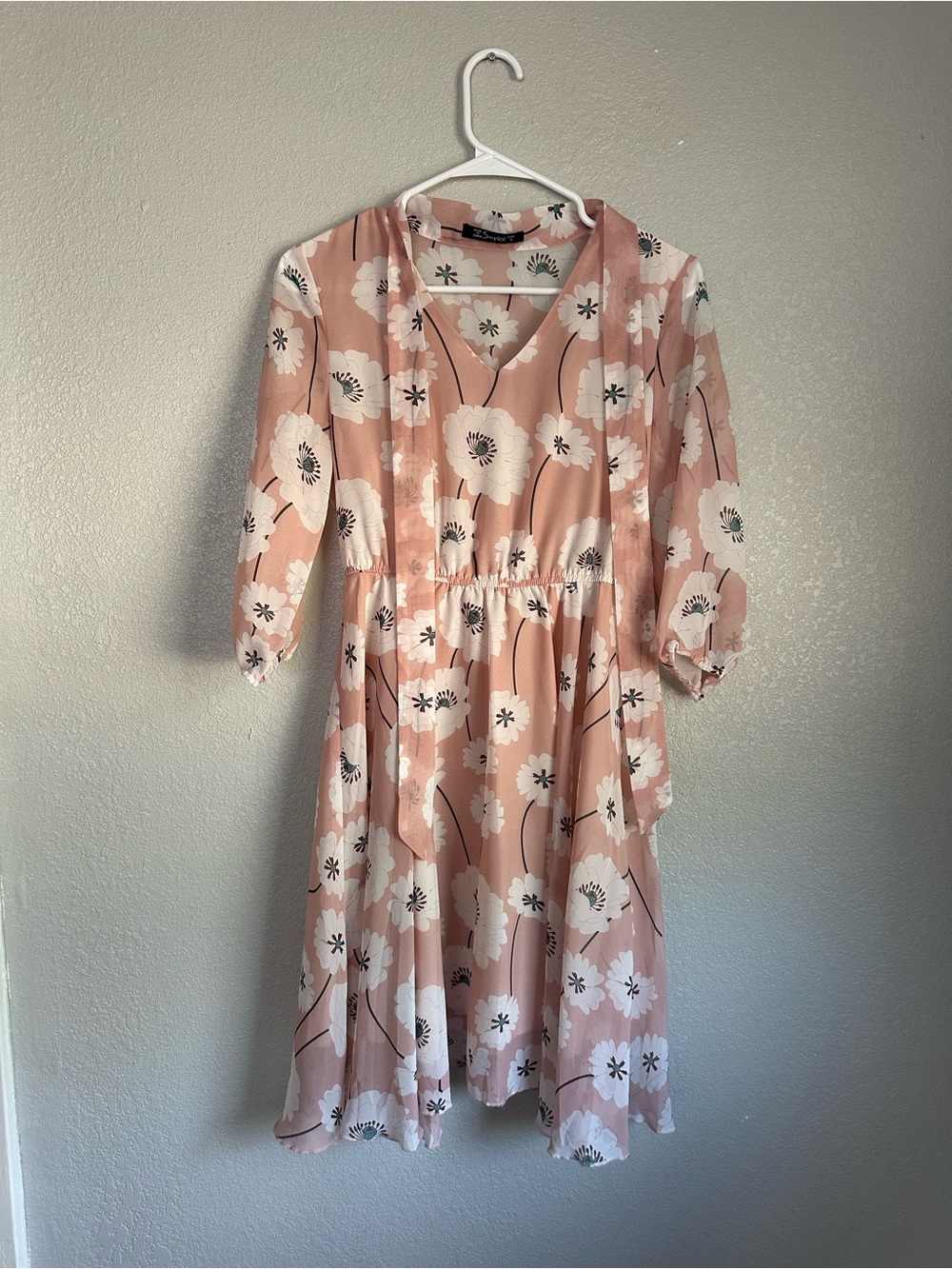 Simplee Pink Floral Lightweight Flowy Knee Length Dress